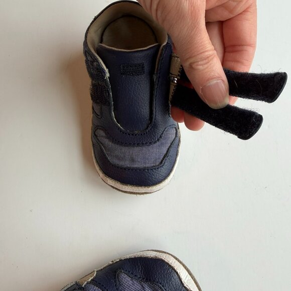 3/$15 | Baby Walking Shoes 12-18M Size 5 Robeez Mixed Blue Leathers and Tan - Picture 6 of 11